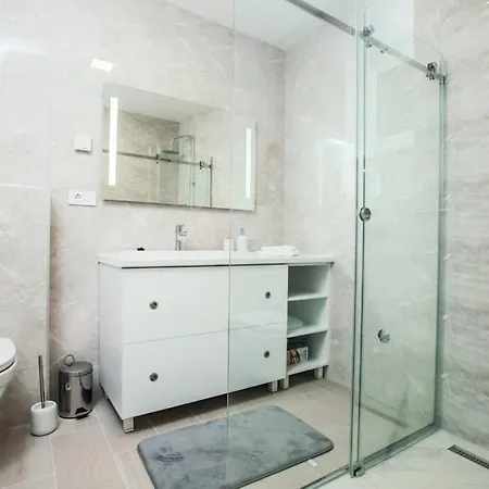 Luxury Dubravka - Heated Pool & Suitable For Disabled * Sumet