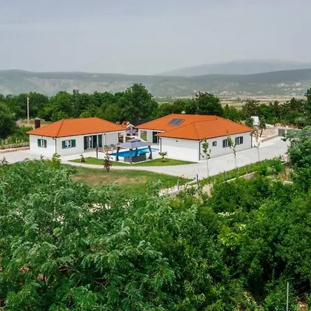 Luxury Dubravka - Heated Pool & Suitable For Disabled Вилла *