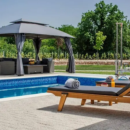 Luxury Dubravka - Heated Pool & Suitable For Disabled Вилла Sumet
