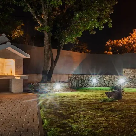 Luxury Dubravka - Heated Pool & Suitable For Disabled Sumet
