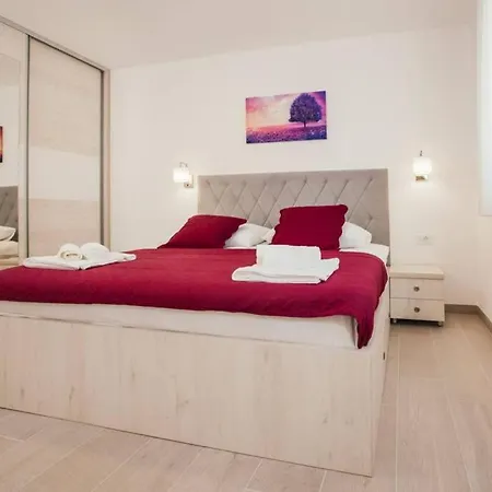 Villa Luxury Dubravka - Heated Pool & Suitable For Disabled *